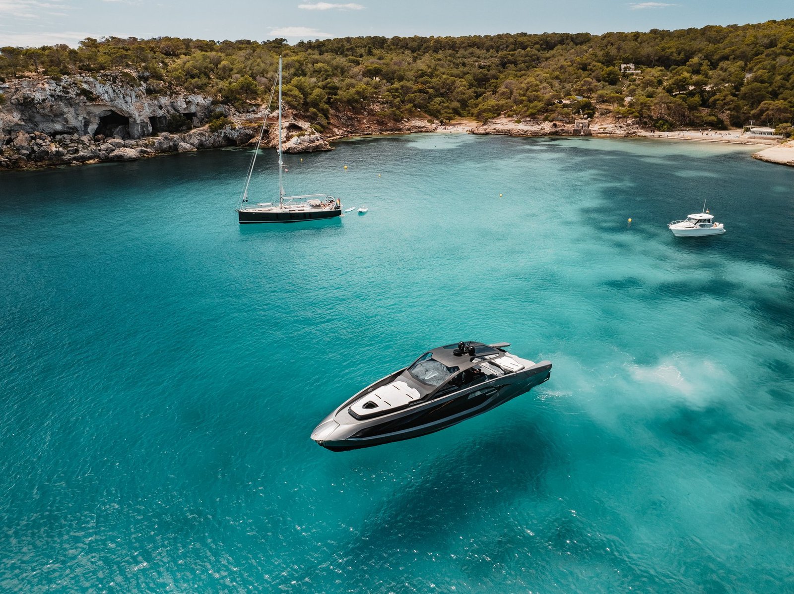 Lamborghini NERO Tecnomar 63 on turquoise water